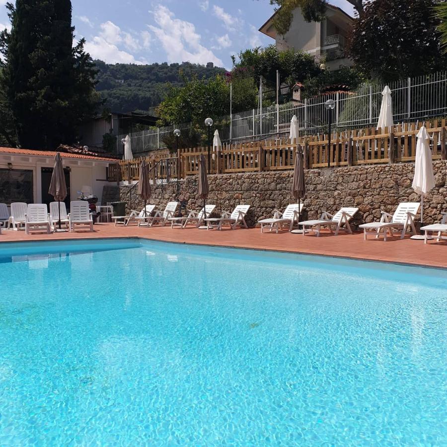 Villaggio Turistico Da Tonino Seglia San Bernardo Екстериор снимка